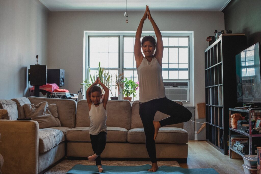 7 Tips While Practicing Yoga In The Park 2 tree pose